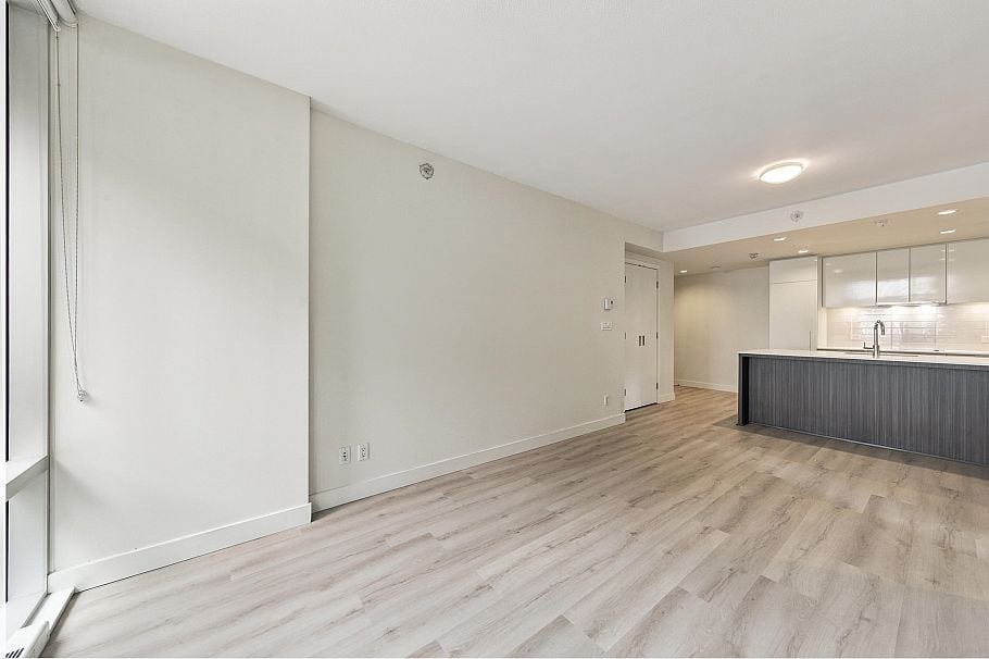 301 1308 Hornby Street Vancouver, BC - 4