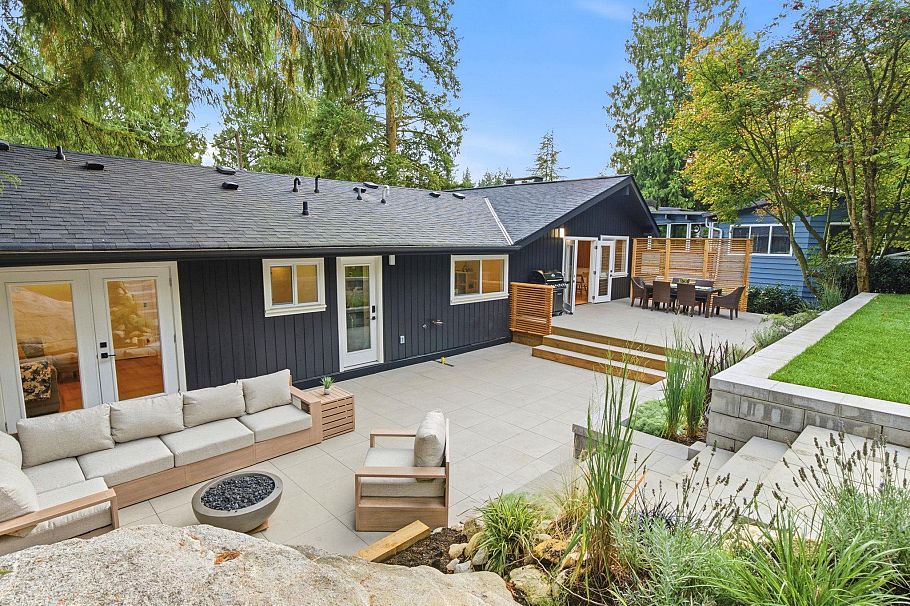 4646 Cove Cliff Road North Vancouver, BC - 26