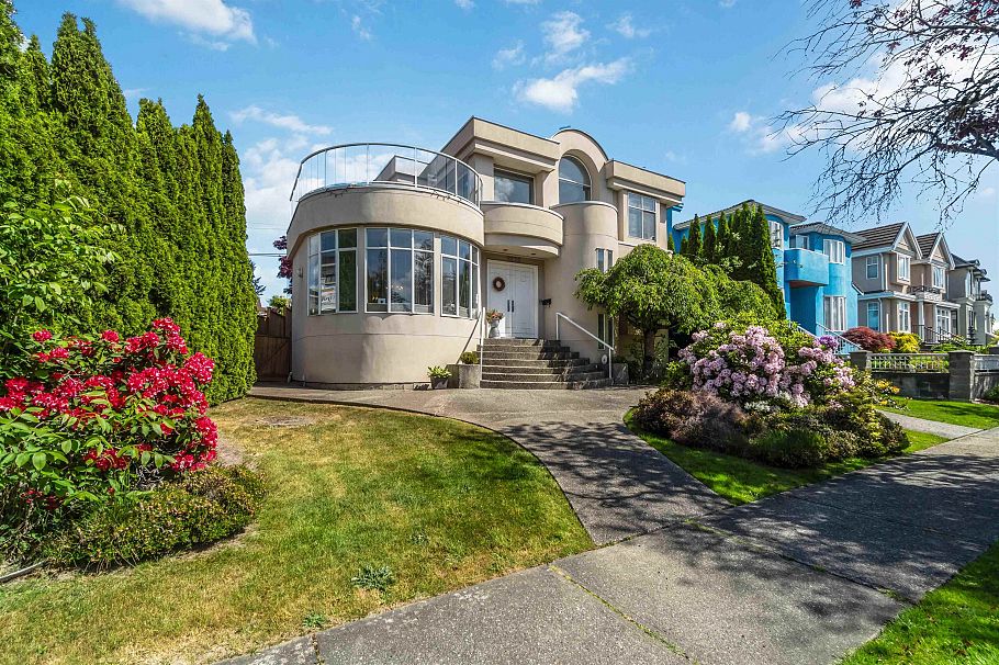 2275 Bonaccord Drive Vancouver, BC - 1