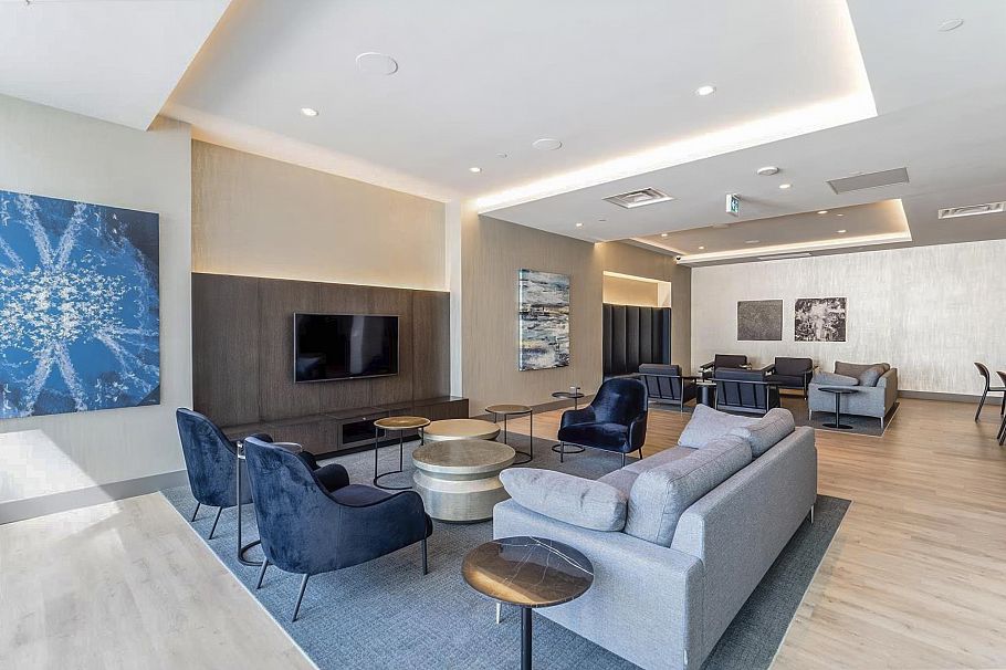 907 112 E 13th Street North Vancouver, BC - 37