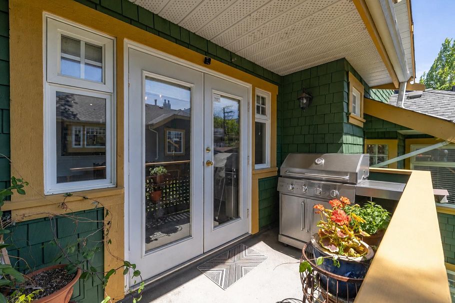 2950 W 8th Avenue Vancouver, BC - 18