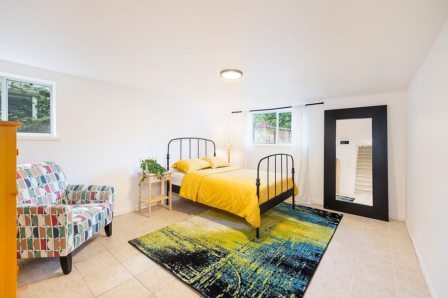 3311 W 8th Avenue Vancouver, BC - 36