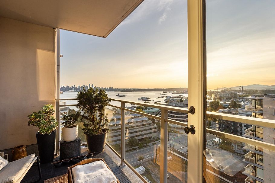 1505 155 W 1st Street North Vancouver, BC - 22