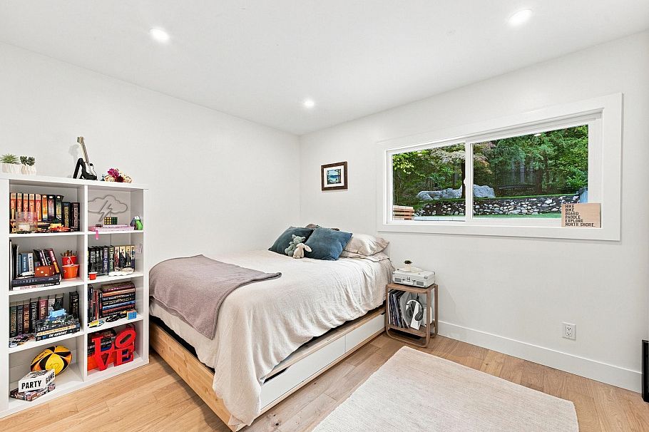4646 Cove Cliff Road North Vancouver, BC - 19