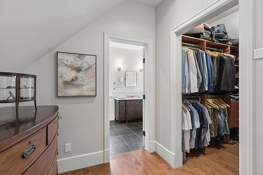 3815 Sunnycrest Drive North Vancouver, BC - 21
