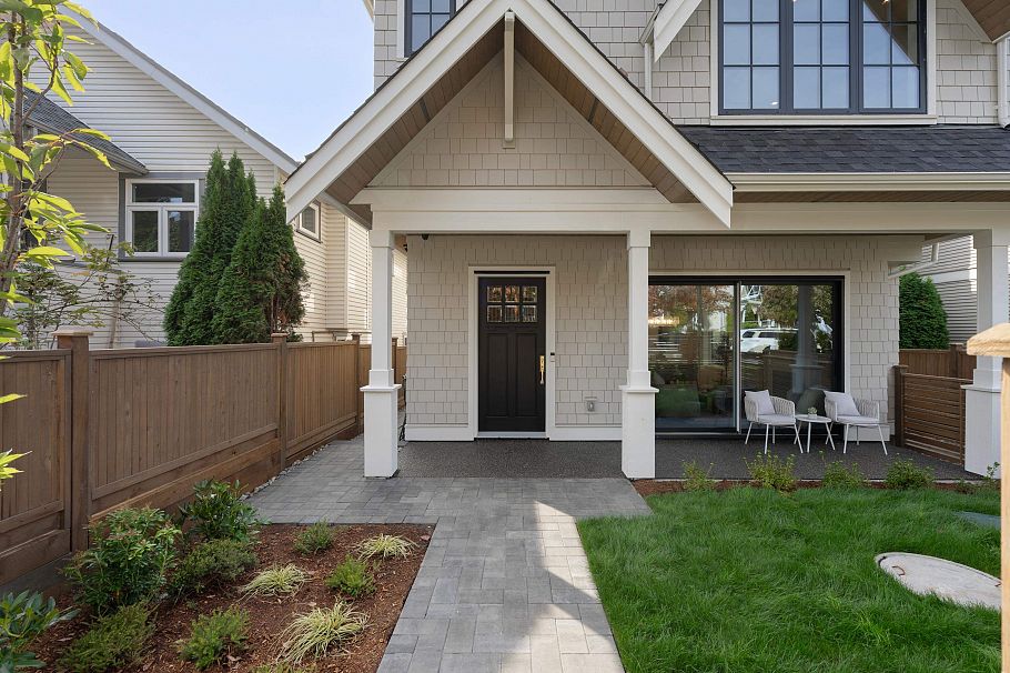1 2344 W 45th Avenue Vancouver, BC - 31