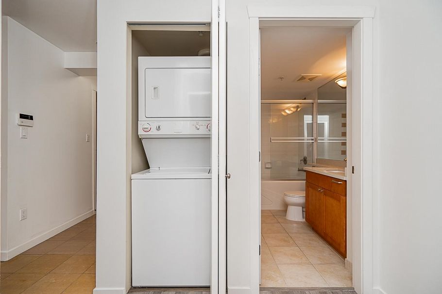 306 3580 W 41st Avenue Vancouver, BC - 16