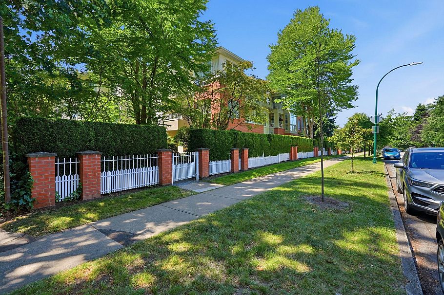 316 360 E 36th Avenue Vancouver, BC - 31