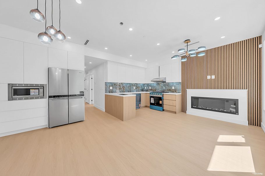 1 2893 Eton Street Vancouver, BC - 2