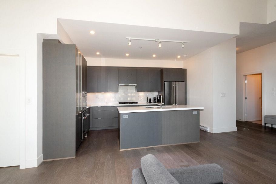 501 3602 Aldercrest Drive North Vancouver, BC - 20