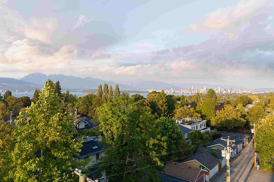 201 4445 10th Avenue Vancouver, BC - 8