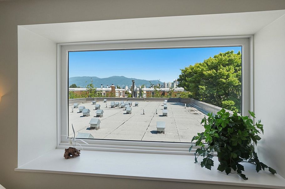 1344 W 7th Avenue Vancouver, BC - 19