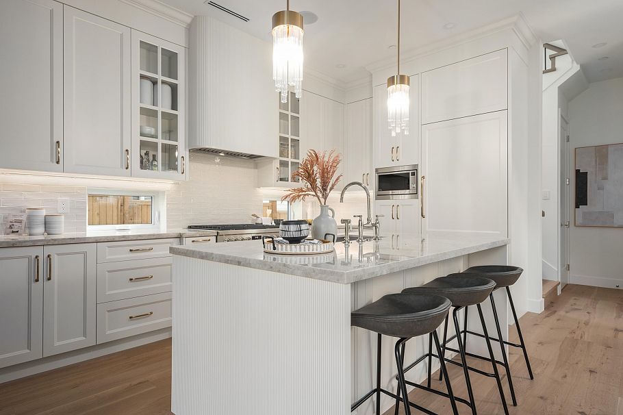 1 2344 W 45th Avenue Vancouver, BC - 9