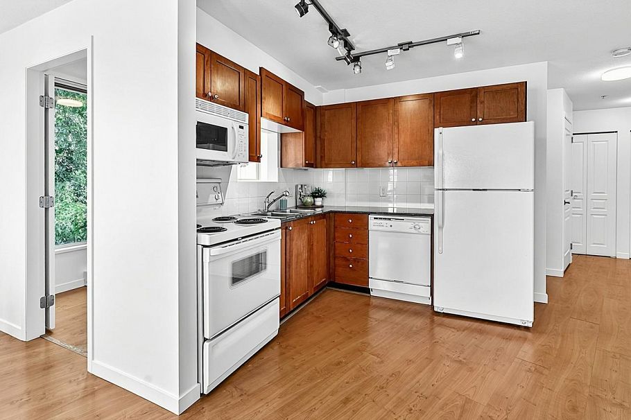 309 3089 Oak Street Vancouver, BC - 7