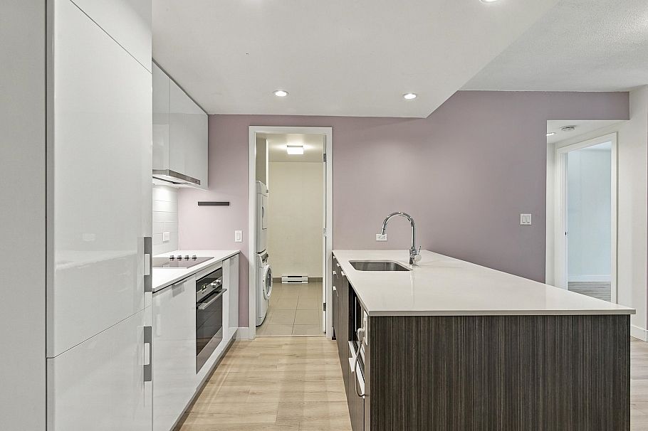301 1308 Hornby Street Vancouver, BC - 11