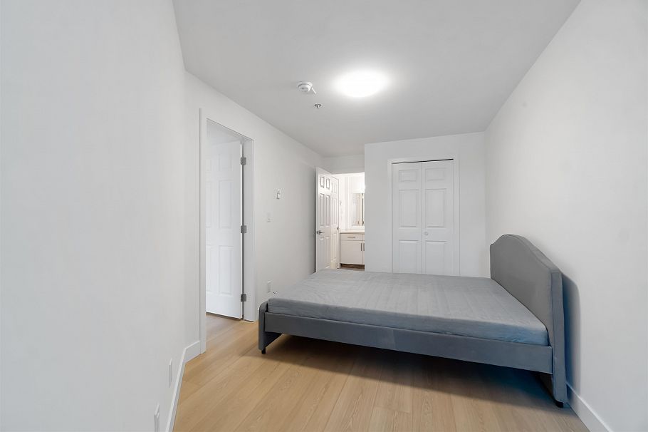 209 2928 Commercial Drive Vancouver, BC - 21