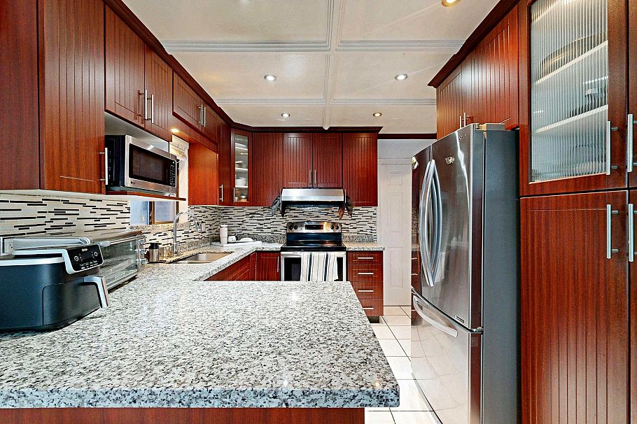 7882 Windsor Street Vancouver, BC - 11