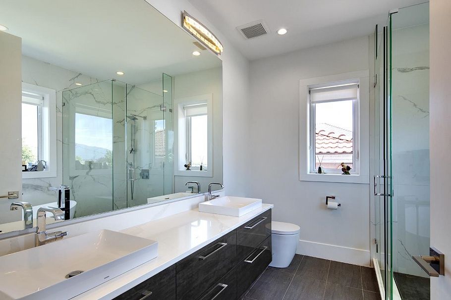 3191 E 21st Avenue Vancouver, BC - 24