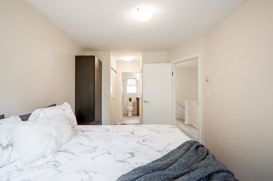 30 4311 Sophia Street Vancouver, BC - 19
