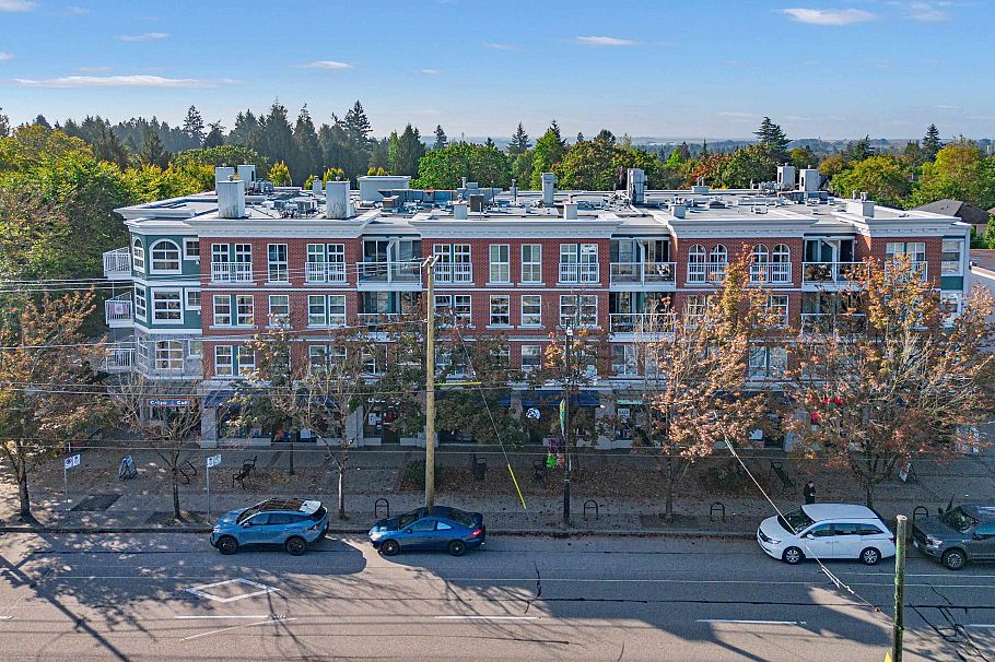 313 5723 Collingwood Street Vancouver, BC - 25