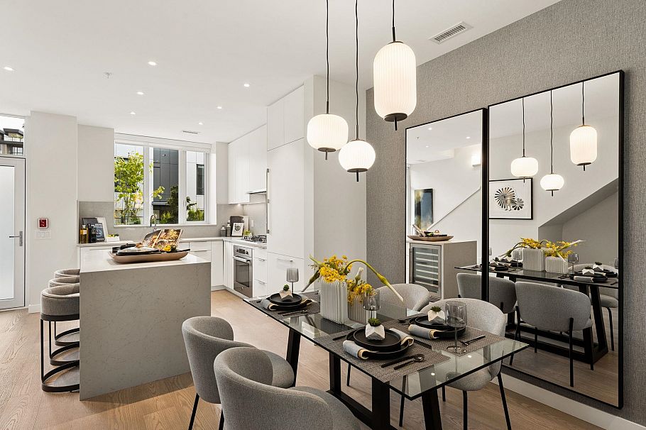13 6138 Birney Avenue Vancouver, BC - 4