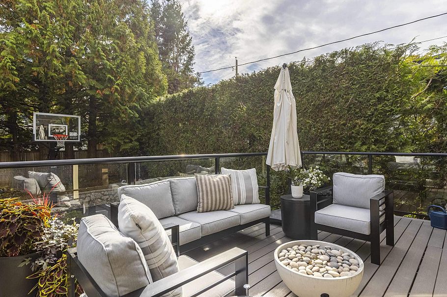 4070 W 13th Avenue Vancouver, BC - 33