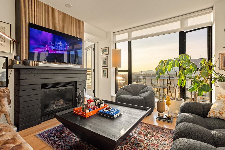 1505 155 W 1st Street North Vancouver, BC - 11