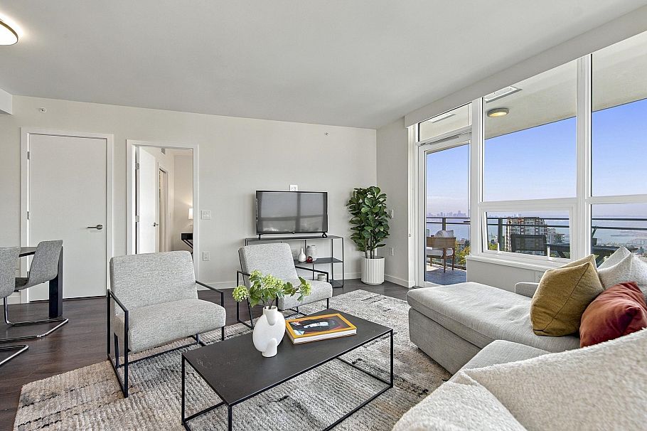 907 112 E 13th Street North Vancouver, BC - 12