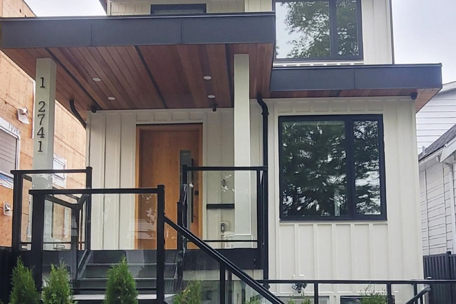 1 2741 Grant Street Vancouver, BC - 1