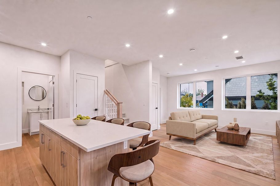 2 2339 Parker Street Vancouver, BC - 5