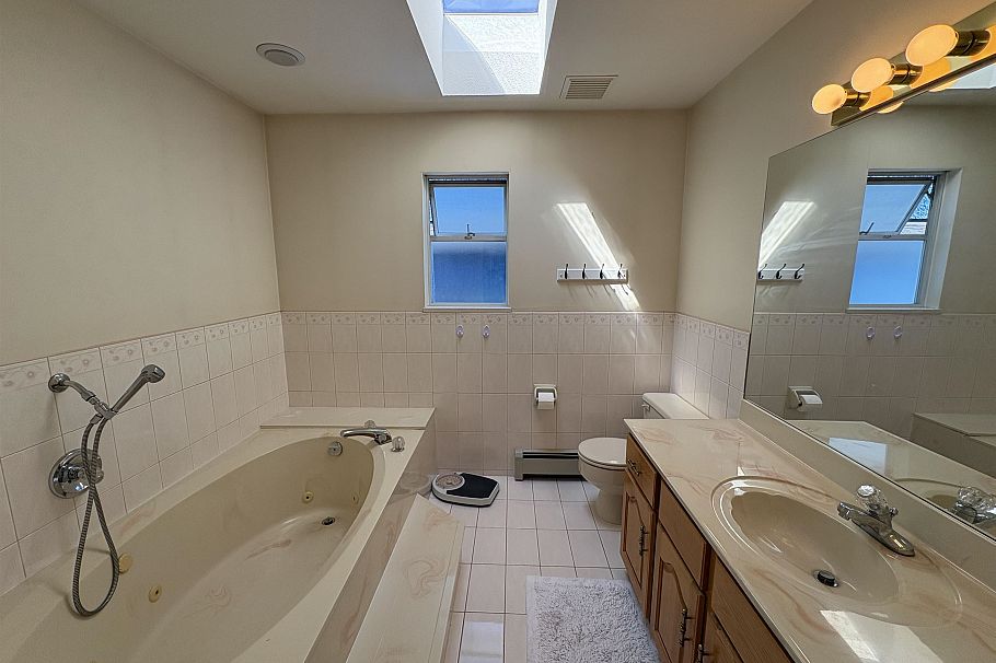 5095 Nanaimo Street Vancouver, BC - 14