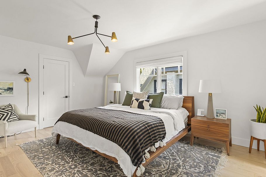 4070 W 13th Avenue Vancouver, BC - 18