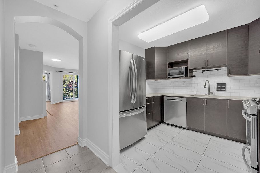313 5723 Collingwood Street Vancouver, BC - 4