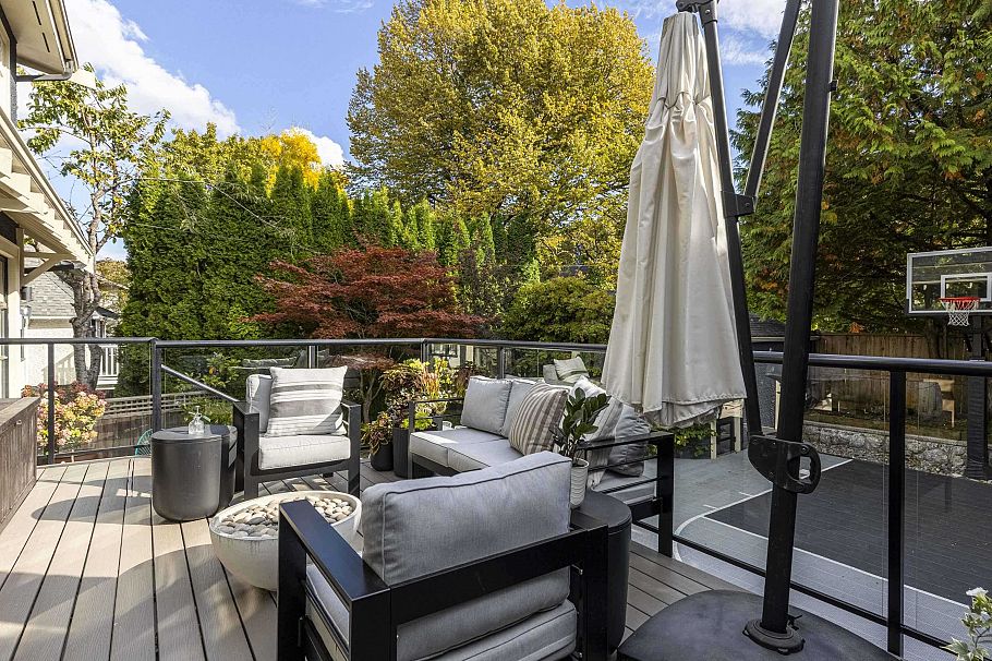 4070 W 13th Avenue Vancouver, BC - 34
