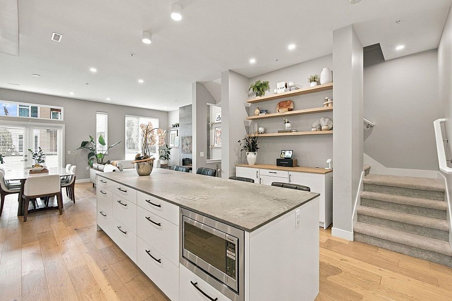 4682 Capilano Road North Vancouver, BC - 13