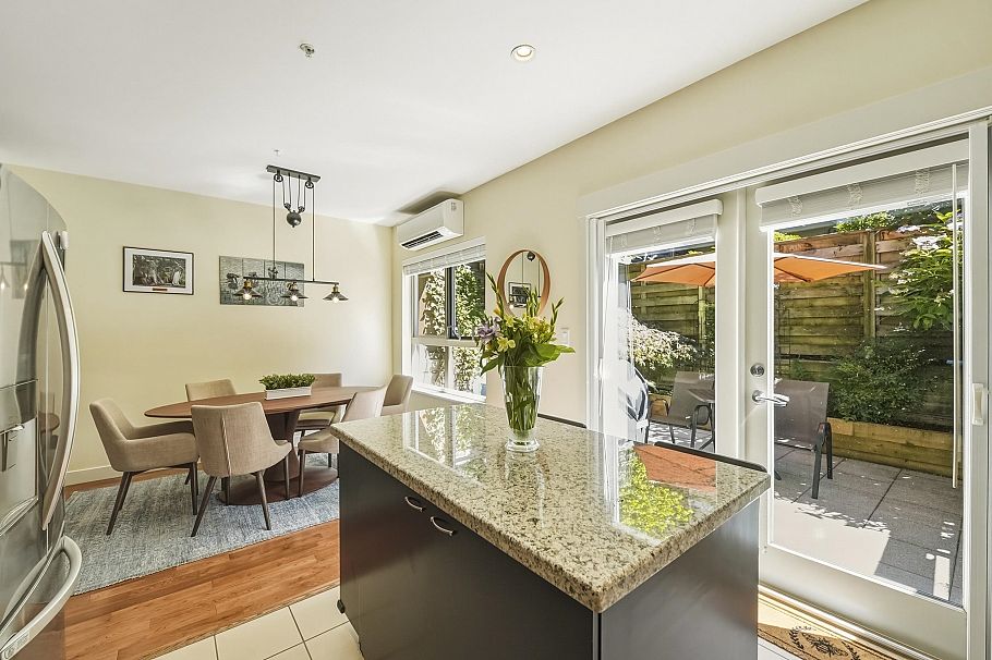 2990 Chesterfield Avenue North Vancouver, BC - 14