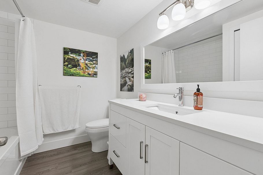 303 236 W 2nd Street North Vancouver, BC - 22