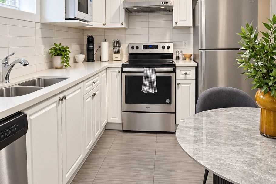 2127 E 46TH AVENUE, Vancouver BC V5P 1P3 Vancouver, BC - 1