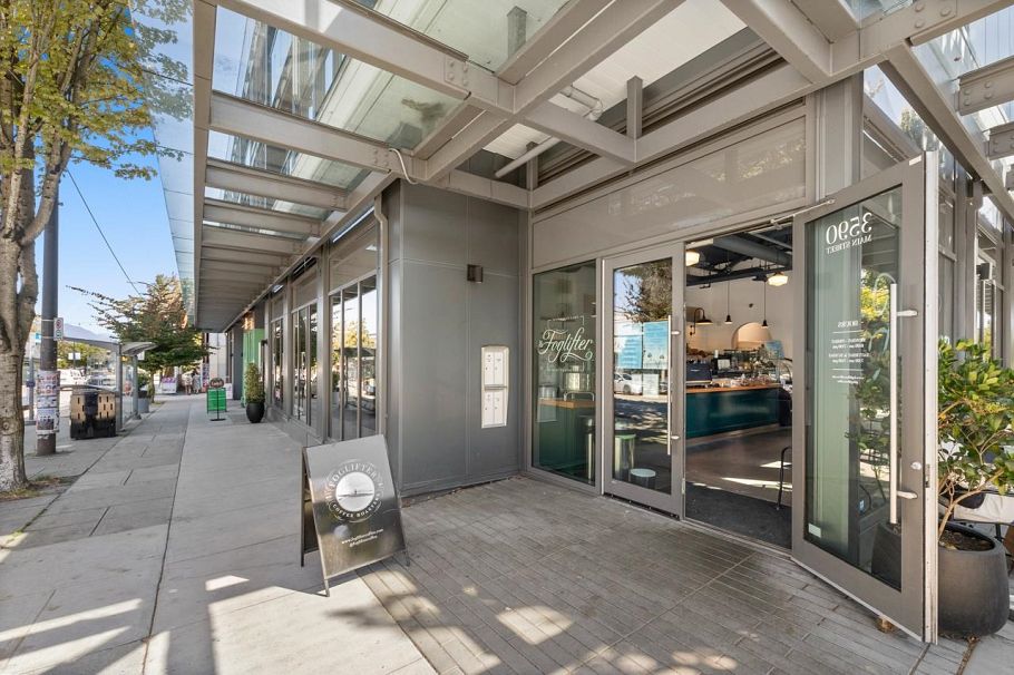 306 209 E 20th Avenue Vancouver, BC - 4