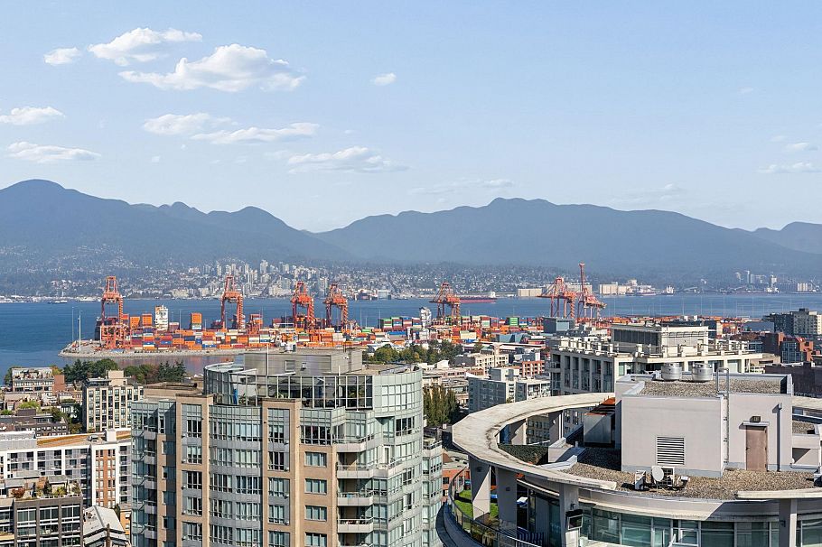 3505 688 Abbott Street Vancouver, BC - 32
