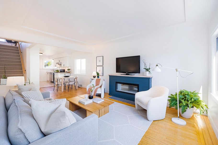 3311 W 8th Avenue Vancouver, BC - 6
