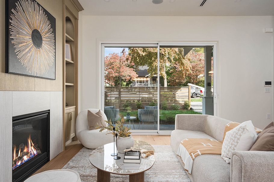 1 2344 W 45th Avenue Vancouver, BC - 5