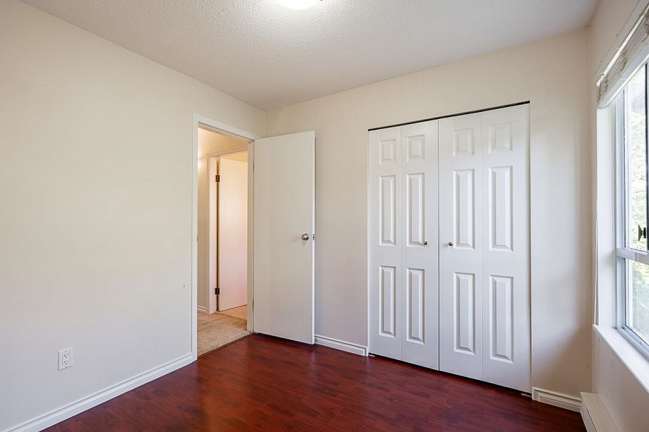 30 4311 Sophia Street Vancouver, BC - 24