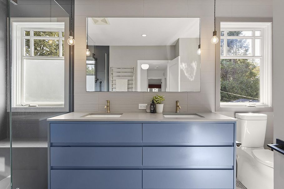 4070 W 13th Avenue Vancouver, BC - 26