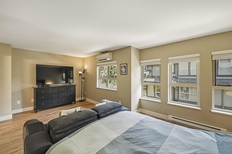2990 Chesterfield Avenue North Vancouver, BC - 30