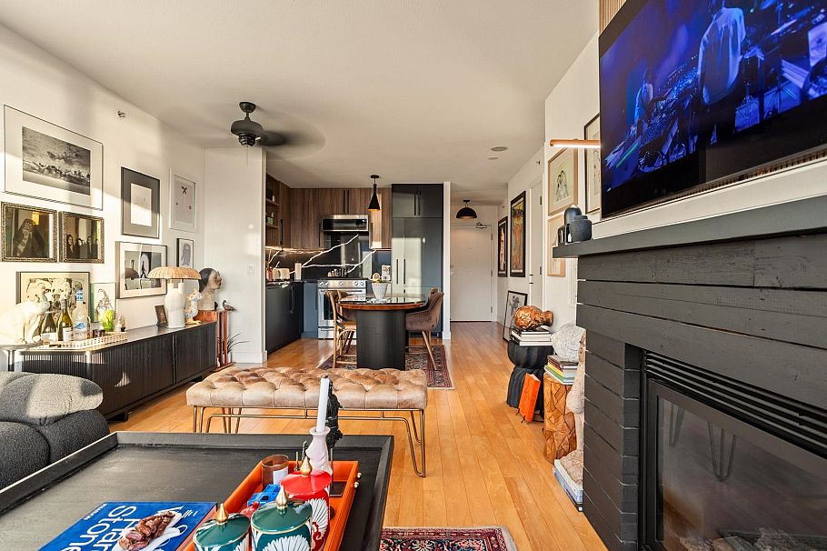 1505 155 W 1st Street North Vancouver, BC - 14