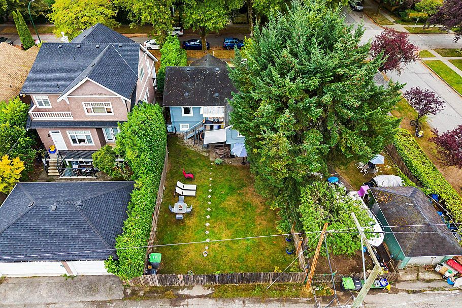 3883 W 20th Avenue Vancouver, BC - 8
