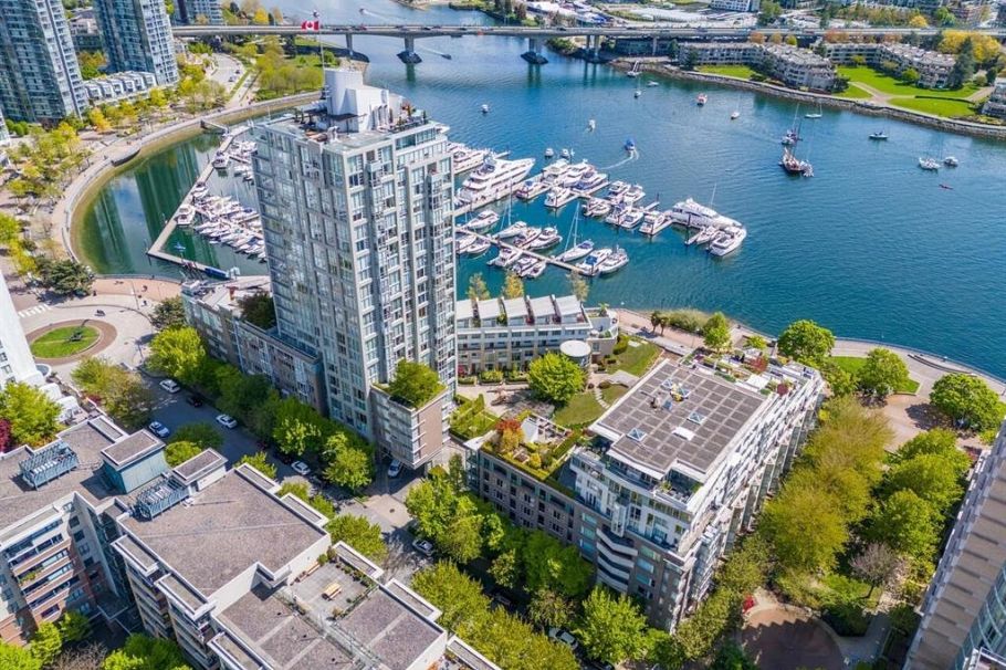 608 1228 Marinaside Crescent Street Vancouver, BC - 1