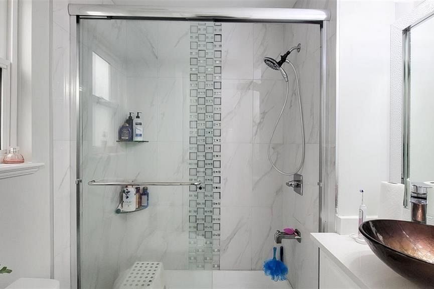 7480 Main Street Vancouver, BC - 17