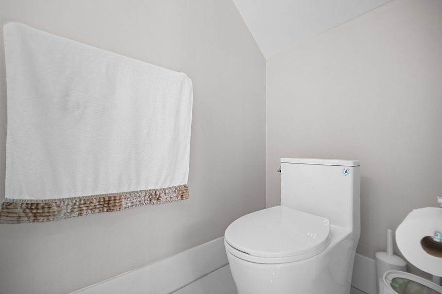 1475 E 55th Avenue Vancouver, BC - 23